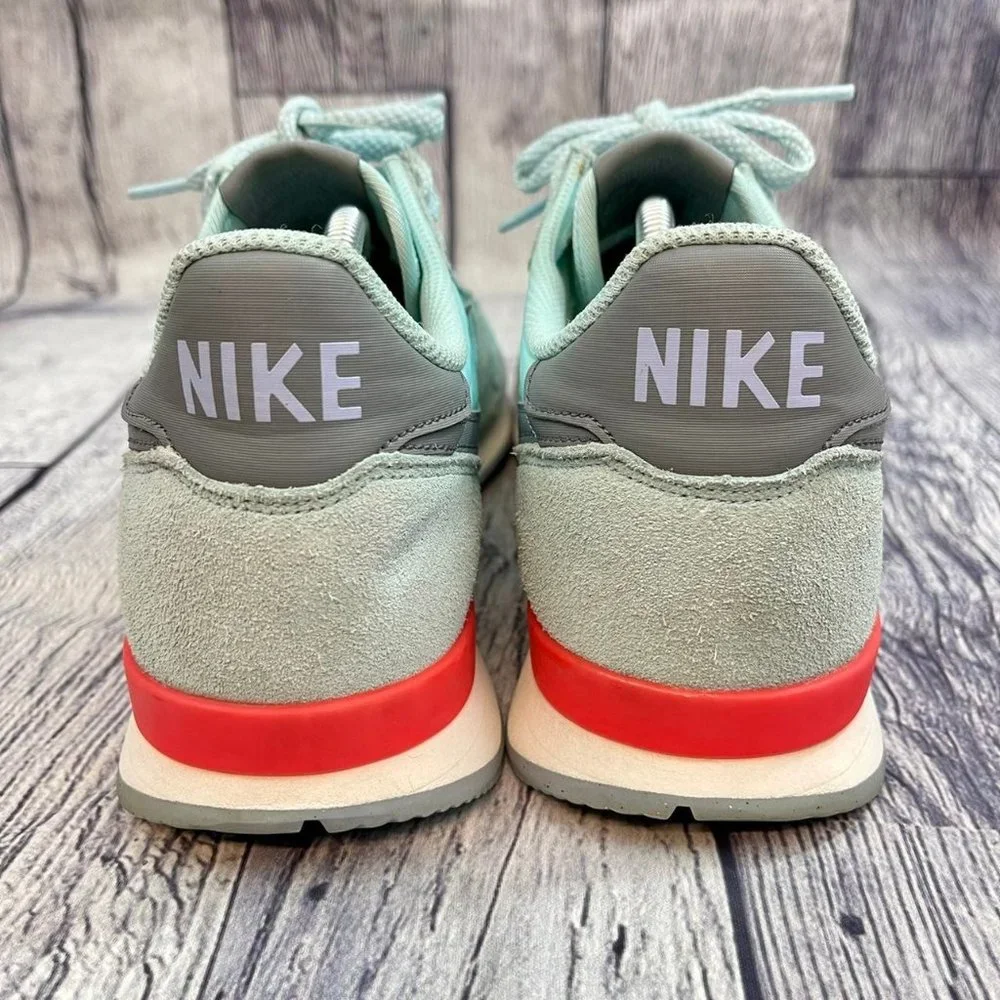 Nike Internationalist Women's Size 11 Blue Suede Athletic Running Training Shoes - Picture 3 of 11